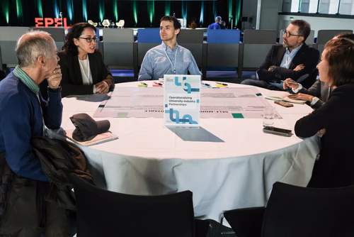 One day to dive at the forefront of Research and Innovation, connect with professors and researchers and explore potential industrial collaborations.