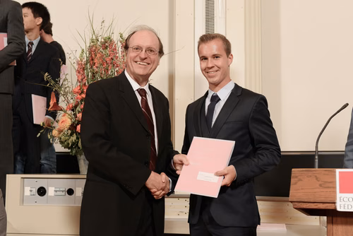 Remise des masters en physique 
