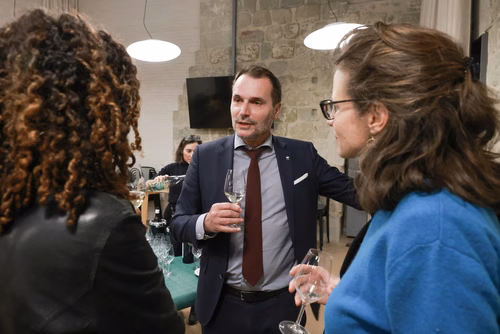 Rencontre entre scientifiques et politiciens au Grand Conseil vaudois sur invitation de Mme Séverine Evéquoz, Présidente du Grand-Conseil :
