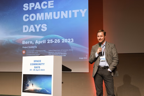 Challenges and opportunities in the space field. Practical and useful information for space industries and newcomers in the domain.