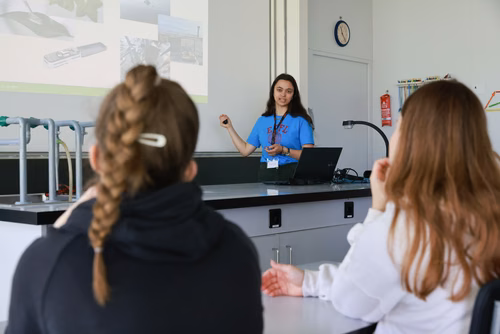 Journée de sensibilisation aux Sciences à Soleure. Organisé par le service de promotion des études 