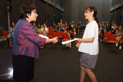 Remises des attestations pour les filles, Genève 2022