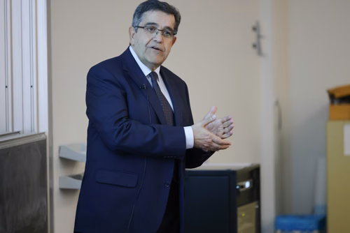 Honorary Lecture of Professor Jacques-Edouard Moser