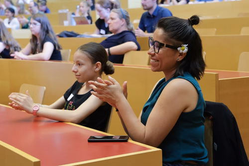 Le Meet up national annuel du Coding club des filles sur le campus de l’EPFL Service de promotion des sciences SPS 