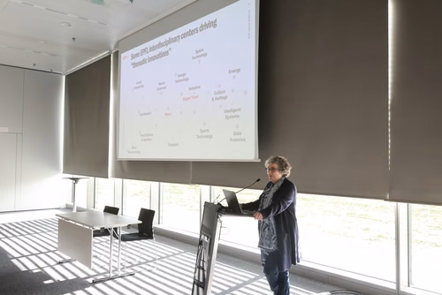 Un événement d’envergure pour préparer son avenir. Comme chaque année, l’EPFL, via son Service de promotion de l’éducation et en collaboration avec ses facultés, se réjouit d'accueillir les gymnasiennes et gymnasiens sur son campus. L’École propose de venir découvrir ses filières de formation, sa communauté estudiantine, son corps enseignant, ses équipes de recherche, les divers services dédiés aux étudiantes et étudiants débutant à l’EPFL, ainsi que les multiples associations chargées d’animer la vie socia