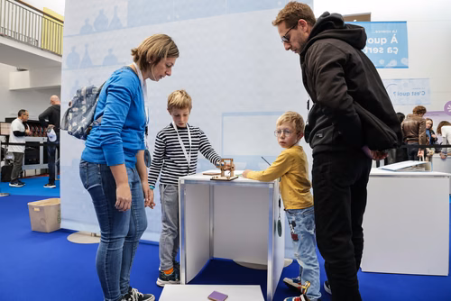 La découverte des sciences et des technologies au cœur du campus, pour les adultes et les enfants.