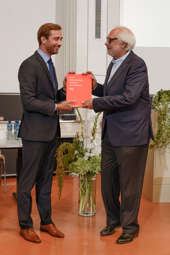 Remise des masters en ingénierie financière et en management de la technologie