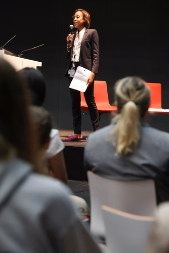 Remises des attestations pour les filles, Genève 2022