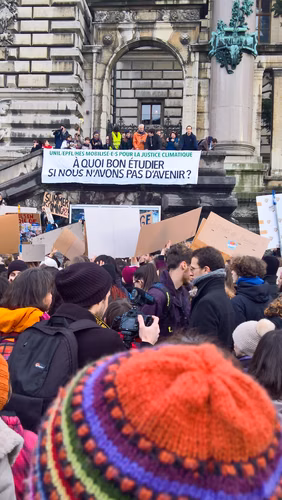 Manifestation des étudiants pour le climat