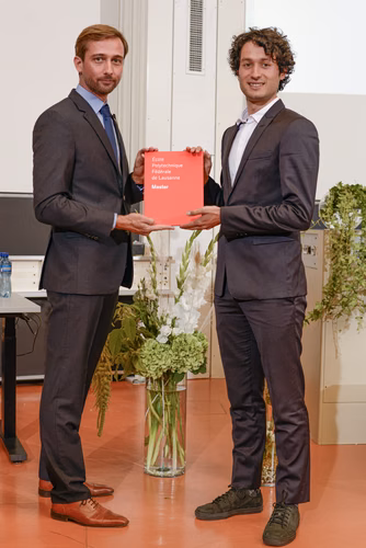 Remise des masters en ingénierie financière et en management de la technologie