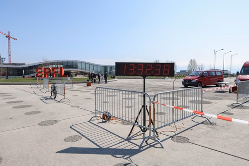 L'EPFL, l'AGEPoly et le Service des Sports Universitaires ont le le plaisir de vous inviter au cross de printemps qu'ils organisent.