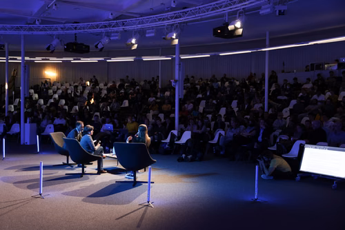 Former US army intelligence analyst, Chelsea Manning and EPFL Professor Carmela Troncoso,  in conversation at EPFL’s Rolex Learning Center next  for an exclusive, live discussion, open to the public and streamed, on privacy and data security for the public good.