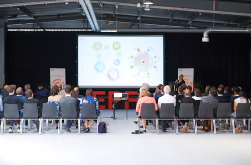 Dedicated to scientific research, the event will focus on the future of the built environment, showcasing work being carried out at the EPFL campus in Fribourg in collaboration with our academic partners of the Smart Living Lab.