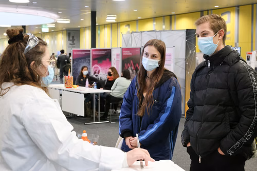 Journées des gymnasiens accueil et stands 