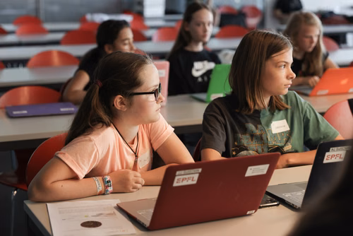 Le tout premier Meet up national du Coding club des filles s'est déroulé sur le campus de l’EPFL à Lausanne.