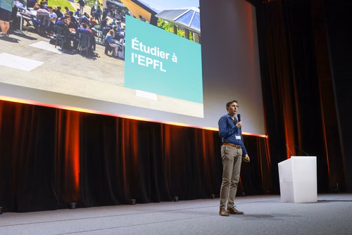 Un événement d’envergure pour préparer son avenir. Comme chaque année, l’EPFL, via son Service de promotion de l’éducation et en collaboration avec ses facultés, se réjouit d'accueillir les gymnasiennes et gymnasiens sur son campus. L’École propose de venir découvrir ses filières de formation, sa communauté estudiantine, son corps enseignant, ses équipes de recherche, les divers services dédiés aux étudiantes et étudiants débutant à l’EPFL, ainsi que les multiples associations chargées d’animer la vie socia