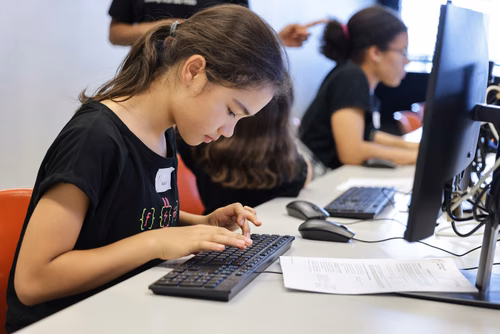 Le Meet up national annuel du Coding club des filles sur le campus de l’EPFL