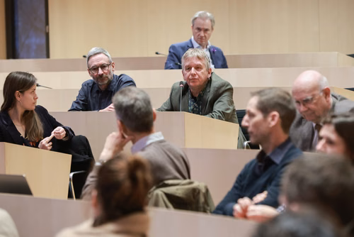 Rencontre entre scientifiques et politiciens au Grand Conseil vaudois sur invitation de Mme Séverine Evéquoz, Présidente du Grand-Conseil :