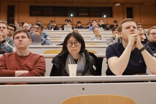 La conférence sur les systèmes de traitement de l'information neuronale (NeurIPS) est la principale conférence sur l'apprentissage automatique.