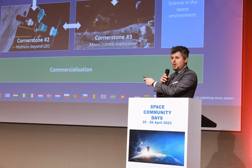 Challenges and opportunities in the space field. Practical and useful information for space industries and newcomers in the domain.