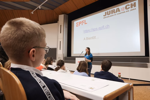 Remises des attestations pour les enfants du Jura 2022 En présence du Ministre de l’éducation du Canton du Jura, M. Martial Courtet
