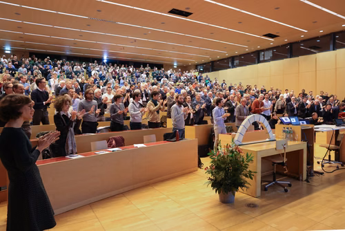Introduction by Dean Katrin Beyer and Prof. Stephen Foster (President of the International Federation for Structural Concrete, fib). Lecture by Prof. Aurelio Muttoni, conclusion by Prof. Andreas Mortensen (EPFL Associate Vice President for Research).