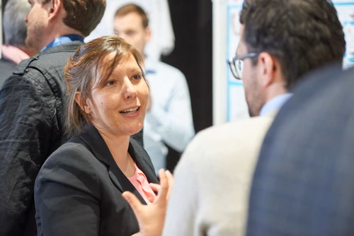 22 entrepreneurs ont participé au concours de “pitch” devant 400 personnes lors de la Startup Champions Seed Night coorganisée par l’EPFL Alumni et venturelab au Forum Rolex Learning Center. Tej Tadi (PhD SV’11), fondateur et CEO de MindMaze, était l’invité d’honneur de cette édition.