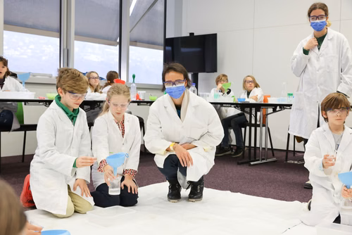 Ateliers scientifiques d’une heure pour les jeunes âgés de 7 à 13 ans proposés les 13 et 14 novembre 2021 à l’EPFL Valais Wallis