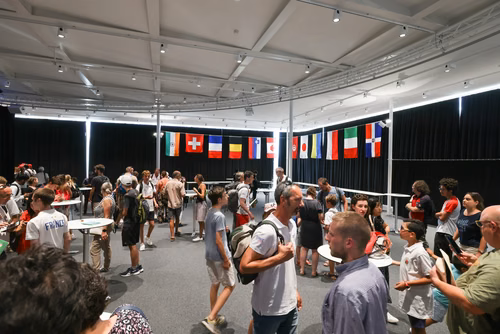 The championship of mathematical and logical games is a popular and school competition organised every year in Europe and beyond. Mathematics aficionados of all ages from about twelve countries participate in this competition. The international final, traditionally taking place in Paris, will find its way to Lausanne (EPFL) this year. The FSJM (Swiss Federation of Mathematical Games) has been organising the Swiss part of this championship for now more than 30 years. Final at EPFL Campus