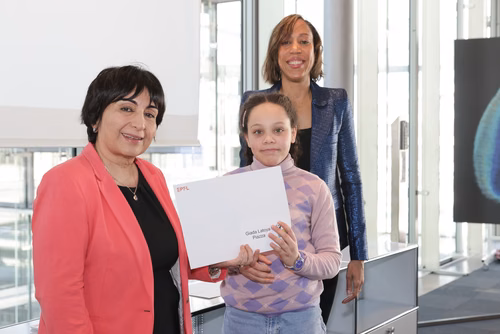 Atelier robotique pour les filles Campus Biotech, remise des attestations