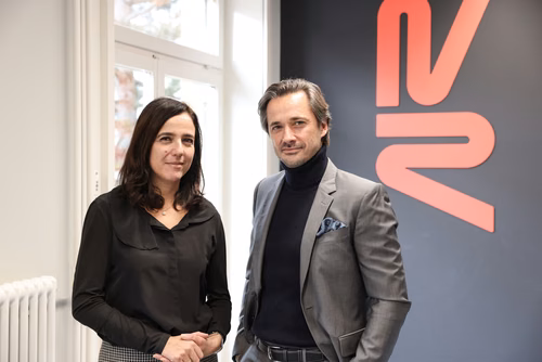 A system developed by Grégoire Courtine and Jocelyne Bloch now enables patients with a complete spinal cord injury to stand, walk and even perform recreational activities like swimming, cycling and canoeing. 