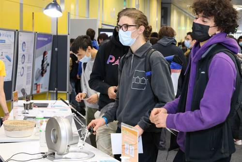 Journées des gymnasiens accueil et stands 