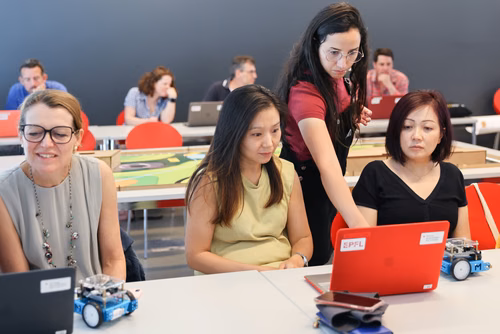 Le tout premier Meet up national du Coding club des filles s'est déroulé sur le campus de l’EPFL à Lausanne.