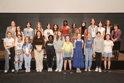 Remises des attestations pour les filles, Genève 2022