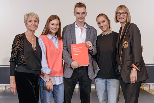 Remise des masters en ingénierie financière et en management de la technologie
