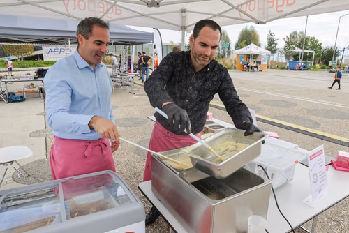 Cap sur l'Ouest, la fête du district de l’Ouest lausannois en mobilité douce, débarque à nouveau à l'EPFL avec une halte festive sur la place Cosandey !