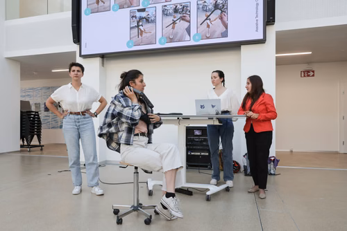 L’Assistive Technologies Challenge, a pour objectif de donner la possibilité aux étudiants de concevoir et de développer, pour et avec des personnes en situation de handicap, des solutions technologiques manifestes.