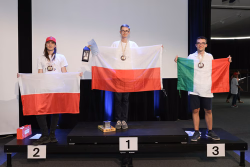 The championship of mathematical and logical games is a popular and school competition organised every year in Europe and beyond. Mathematics aficionados of all ages from about twelve countries participate in this competition. The international final, traditionally taking place in Paris, will find its way to Lausanne (EPFL) this year. The FSJM (Swiss Federation of Mathematical Games) has been organising the Swiss part of this championship for now more than 30 years. Final at EPFL Campus