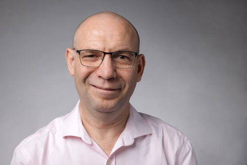 Mohamed Bouri is driven by a strong sense of doing good for people. He is known for leading the TWIICE exoskeleton project at EPFL and is developing devices that can assist doctors in medical procedures.