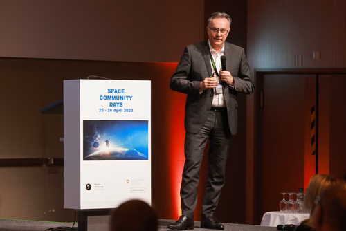 Challenges and opportunities in the space field. Practical and useful information for space industries and newcomers in the domain.