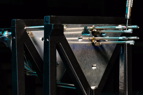 L’EPFL a officiellement rejoint le projet MUST (MUlti Spectroscopic Telescope), mené par l’Université Tsinghua en Chine, en tant que membre fondateur. Grâce à ce projet phare, les scientifiques pourront mieux comprendre l’Univers jeune, l’énergie noire et la matière noire.