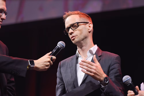 At the graduation ceremony held on Saturday morning, the students received their Master's degree in front of a crowd of 3,000 people made up of family and friends, professors and special EPFL guests.