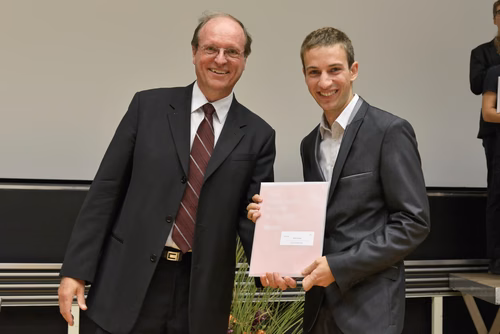 Convocation of the 2016  Physics class, october1, 2016