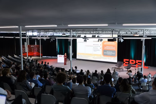 "From Promise to Impact : AI in Switzerland"