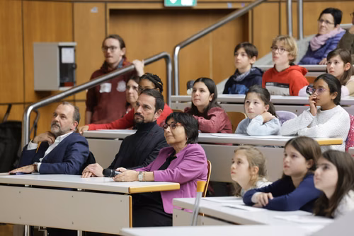 Remises des attestations robots et informatique pour les enfants du Jura