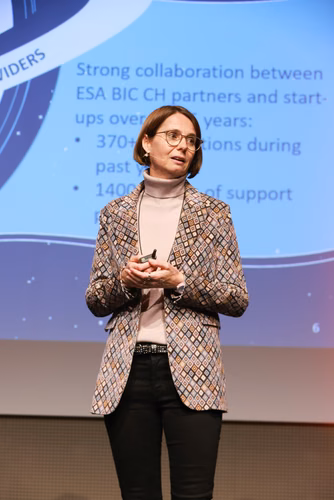 Challenges and opportunities in the space field. Practical and useful information for space industries and newcomers in the domain.