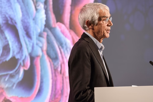 The EPFL School of Life Sciences turned 20 and celebrates this occasion with a unique symposium.