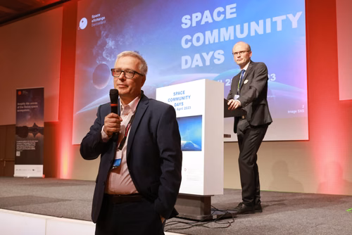 Challenges and opportunities in the space field. Practical and useful information for space industries and newcomers in the domain.