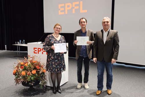 Cérémonie de remise des diplômes aux étudiants MNIS
