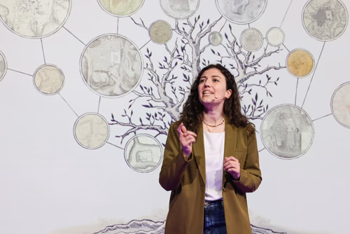 The 14 PhD Students finalists of the competition My Thesis in 180 seconds (MT180)  present their research in simple, straightforward terms in 3 minutes exactly, in English or in French, using humour, metaphores and examples.